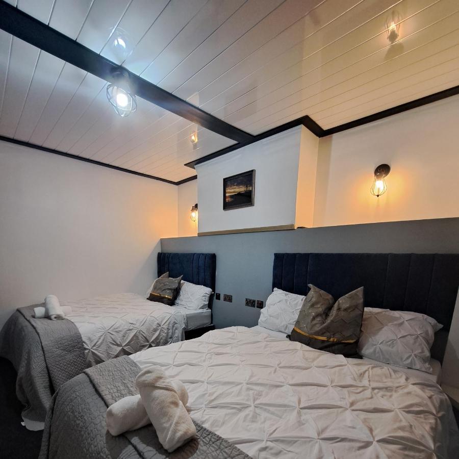 Family Holiday With Hot Tub , Family Groups Only Blackpool Exterior photo